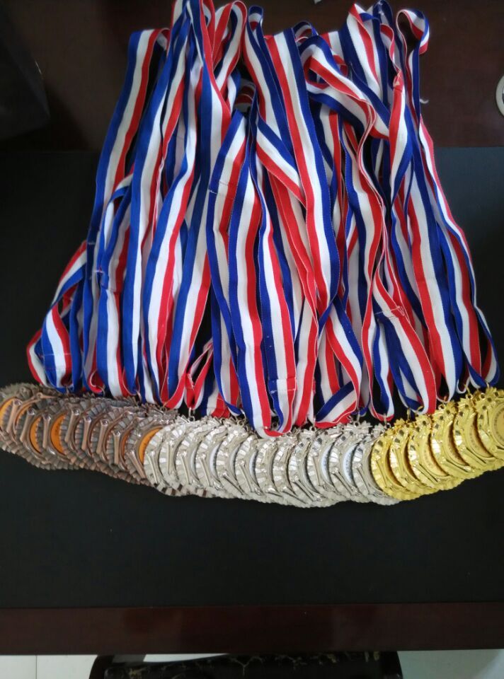 日出水了啊快点使劲动态图