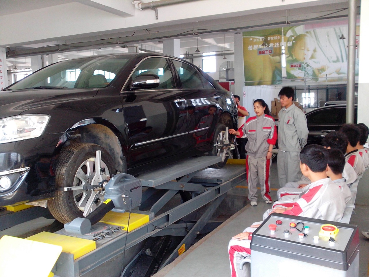 日出水了啊快点使劲动态图