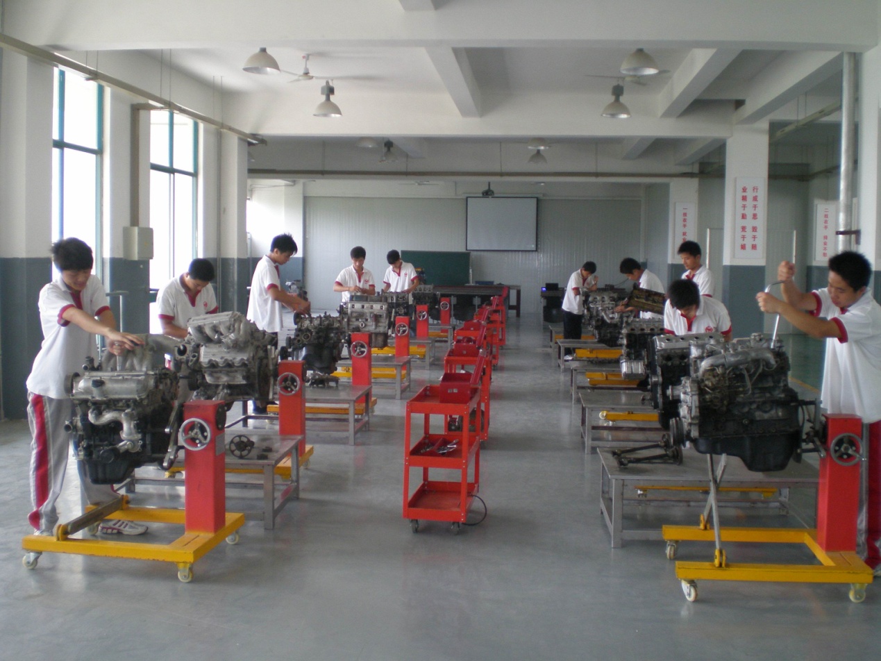 日出水了啊快点使劲动态图