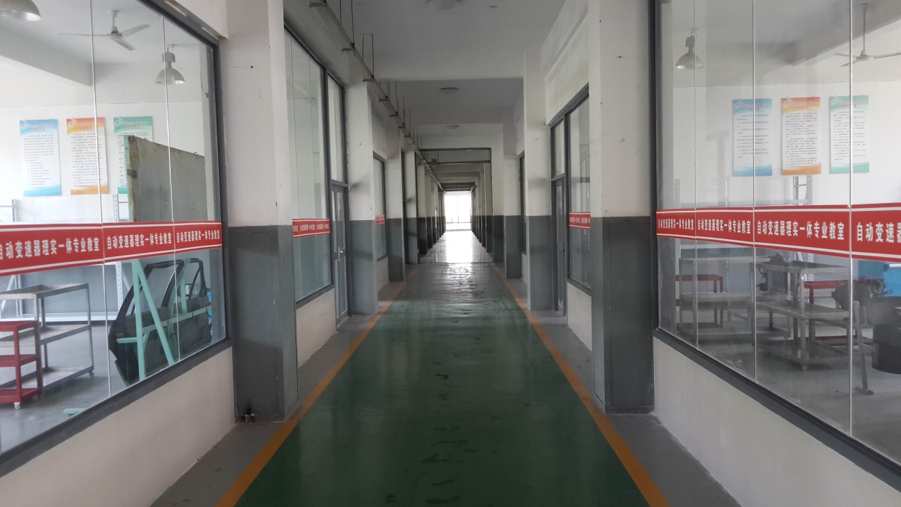 日出水了啊快点使劲动态图