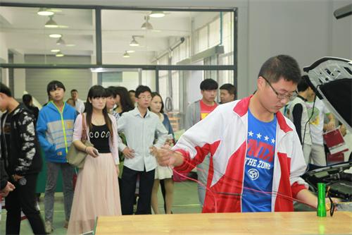 日出水了啊快点使劲动态图