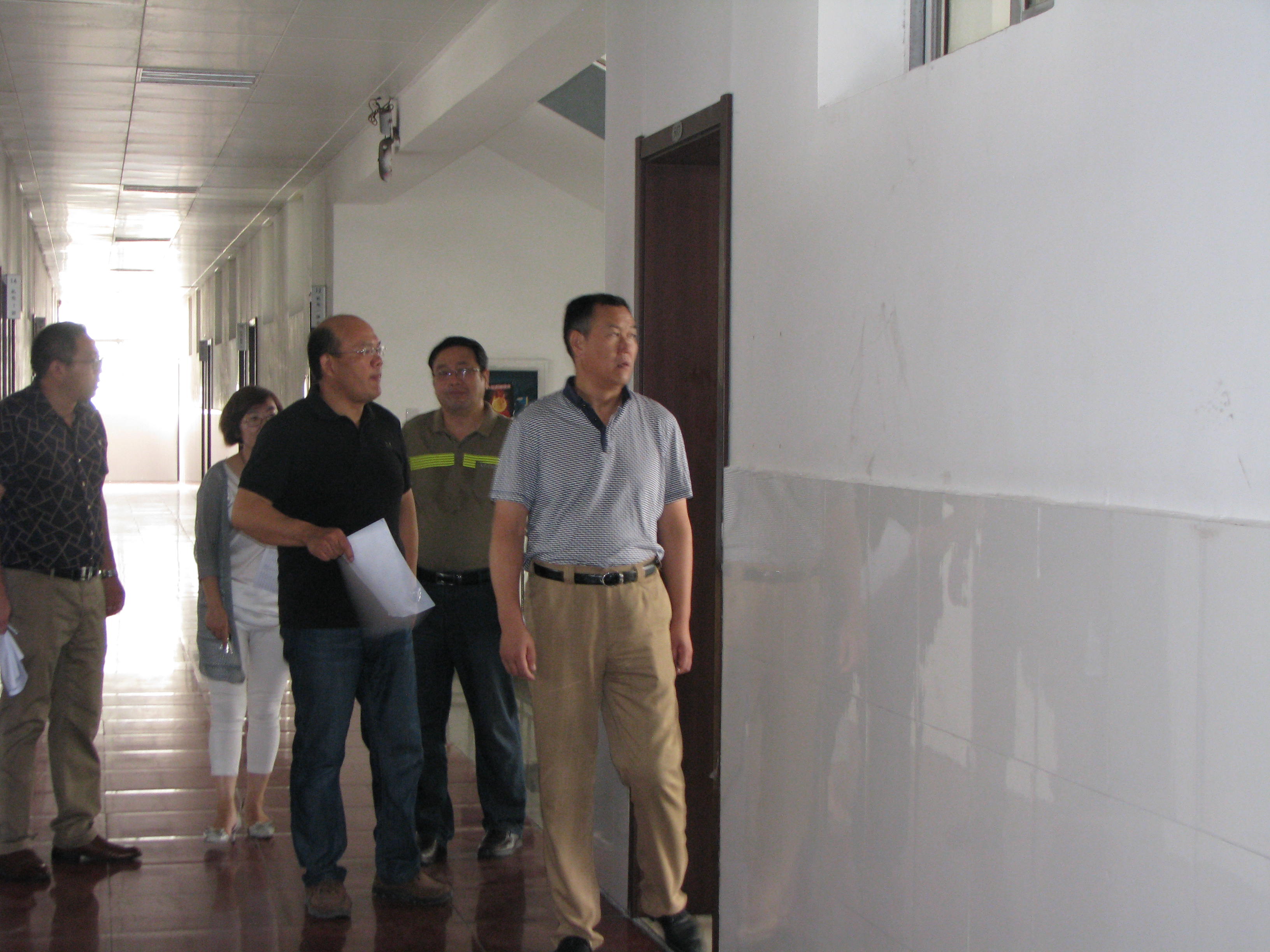 日出水了啊快点使劲动态图