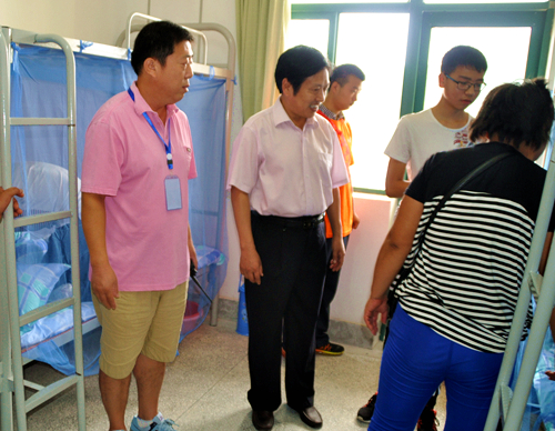 日出水了啊快点使劲动态图