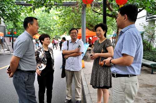 日出水了啊快点使劲动态图