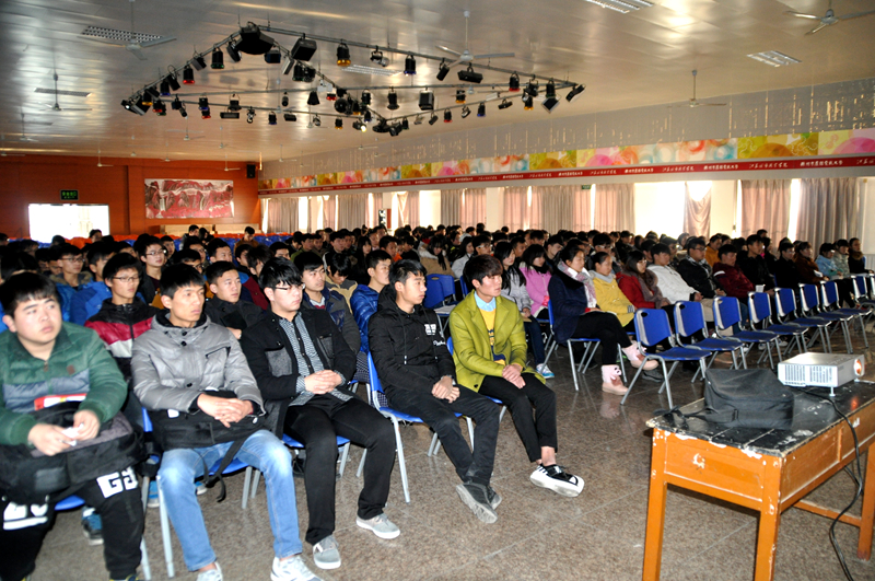 日出水了啊快点使劲动态图