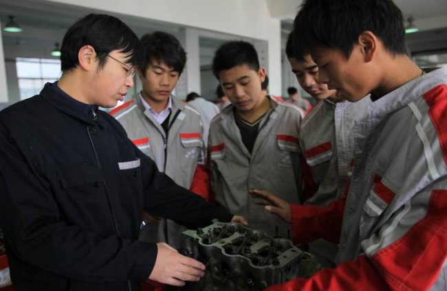 日出水了啊快点使劲动态图