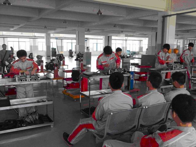 日出水了啊快点使劲动态图