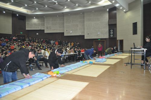 日出水了啊快点使劲动态图