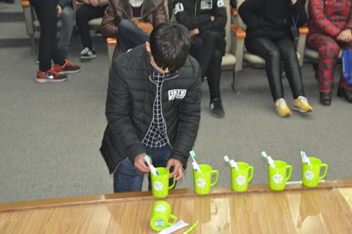 日出水了啊快点使劲动态图