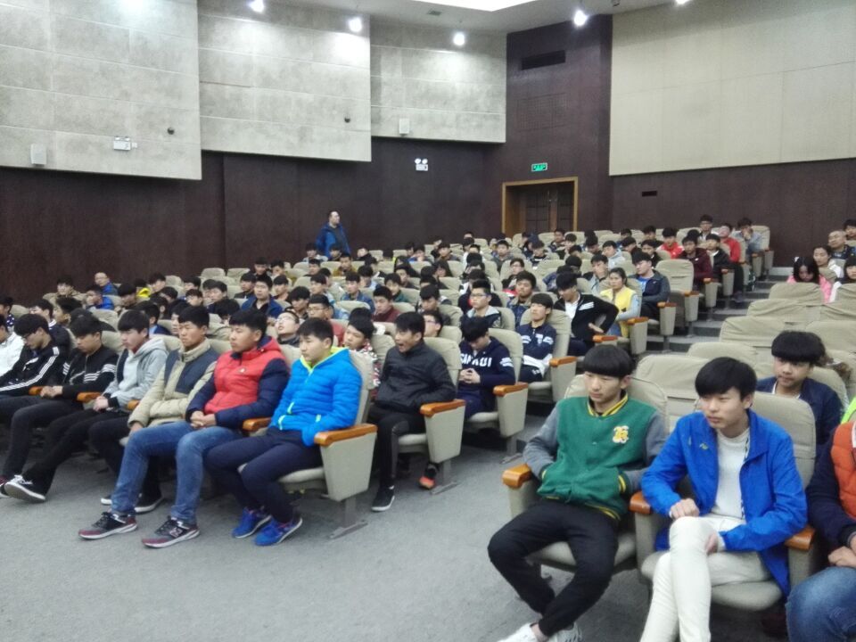 日出水了啊快点使劲动态图