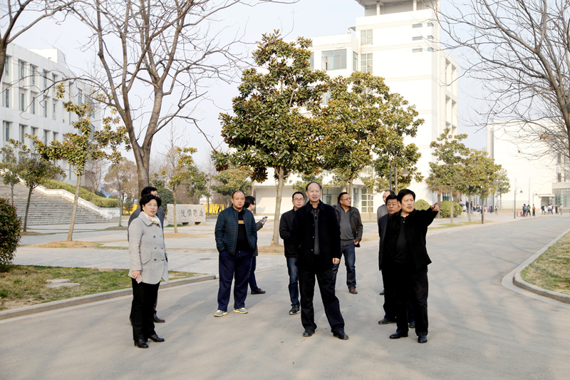 日出水了啊快点使劲动态图