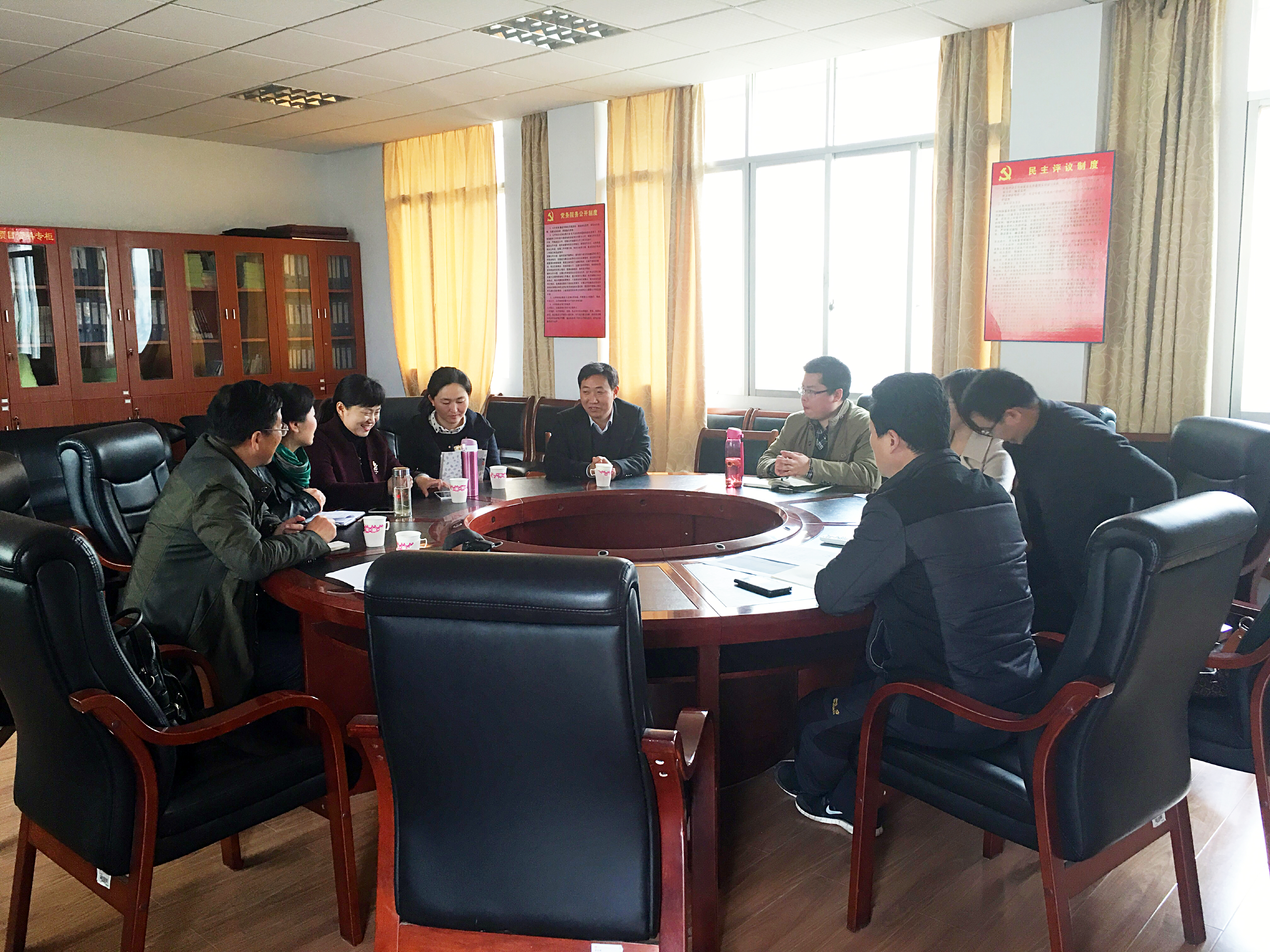 日出水了啊快点使劲动态图