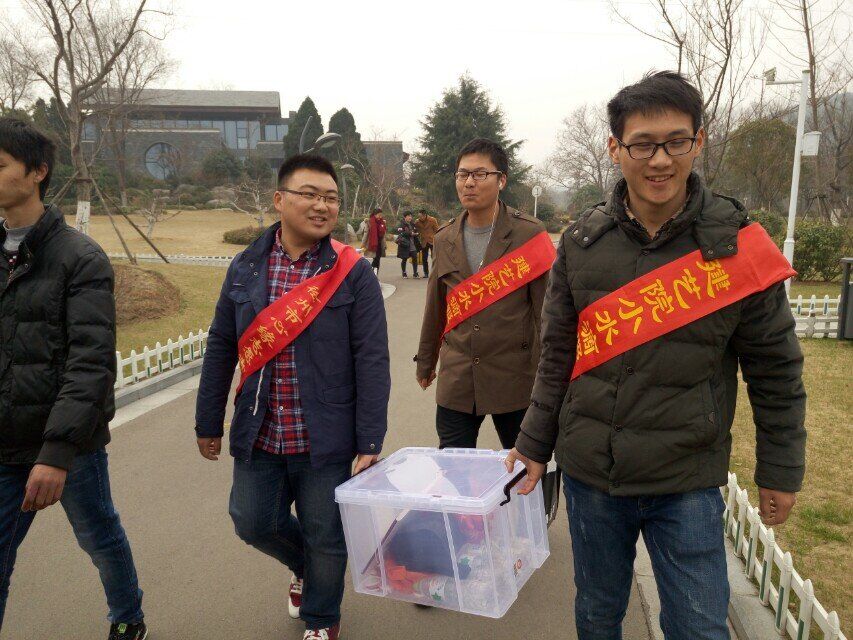 日出水了啊快点使劲动态图