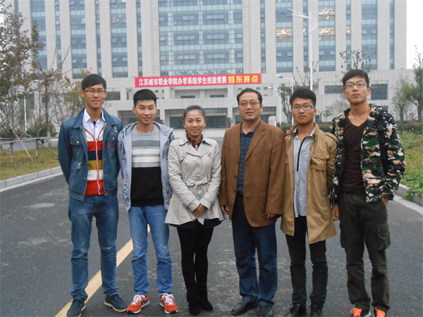 日出水了啊快点使劲动态图