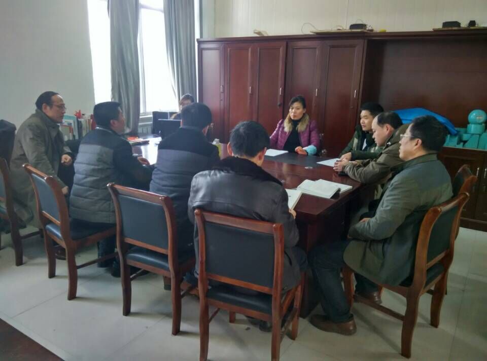 日出水了啊快点使劲动态图