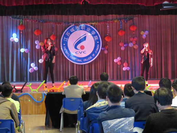 日出水了啊快点使劲动态图