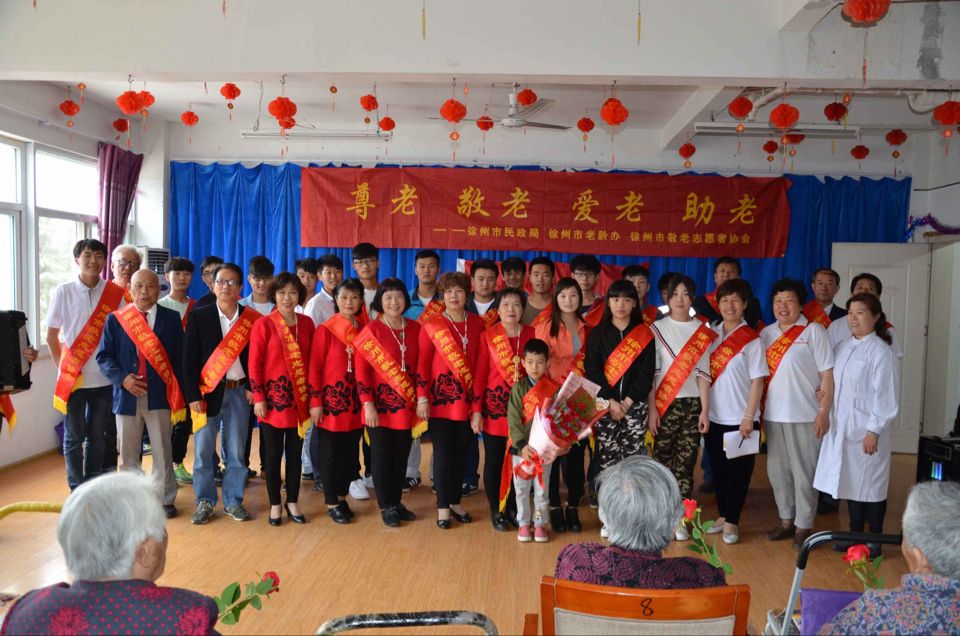 日出水了啊快点使劲动态图