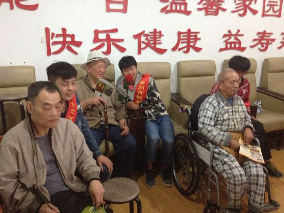 日出水了啊快点使劲动态图