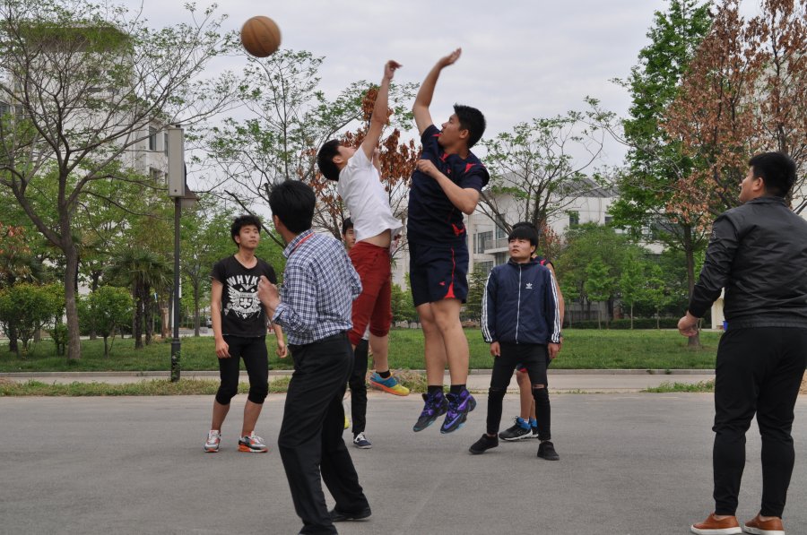 日出水了啊快点使劲动态图