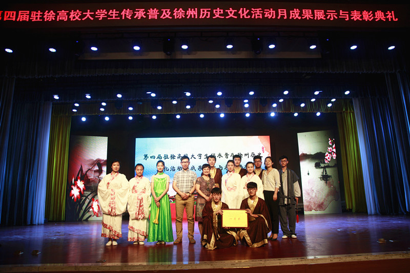 日出水了啊快点使劲动态图