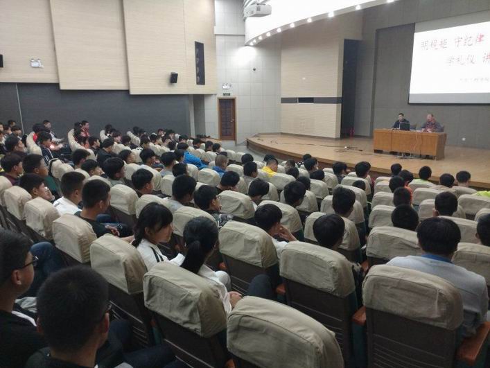 日出水了啊快点使劲动态图