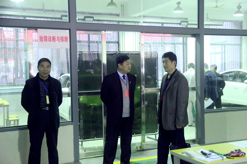 日出水了啊快点使劲动态图