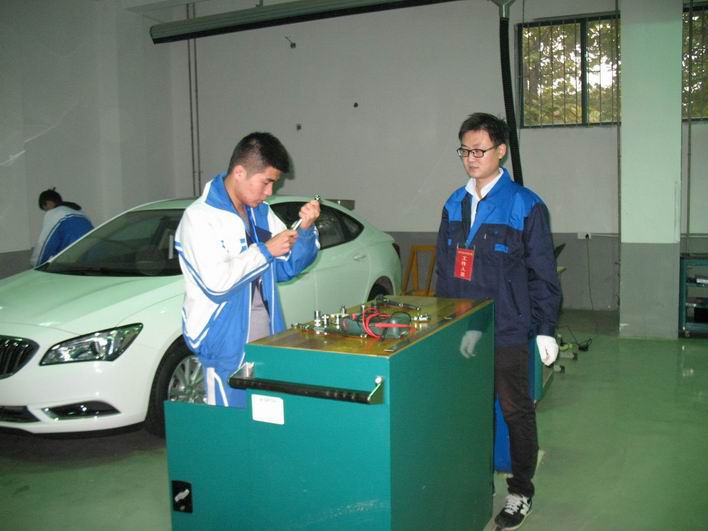 日出水了啊快点使劲动态图