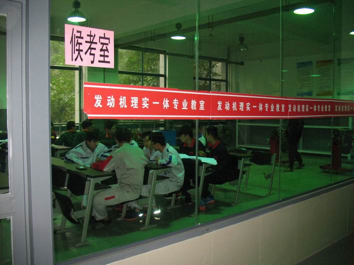 日出水了啊快点使劲动态图