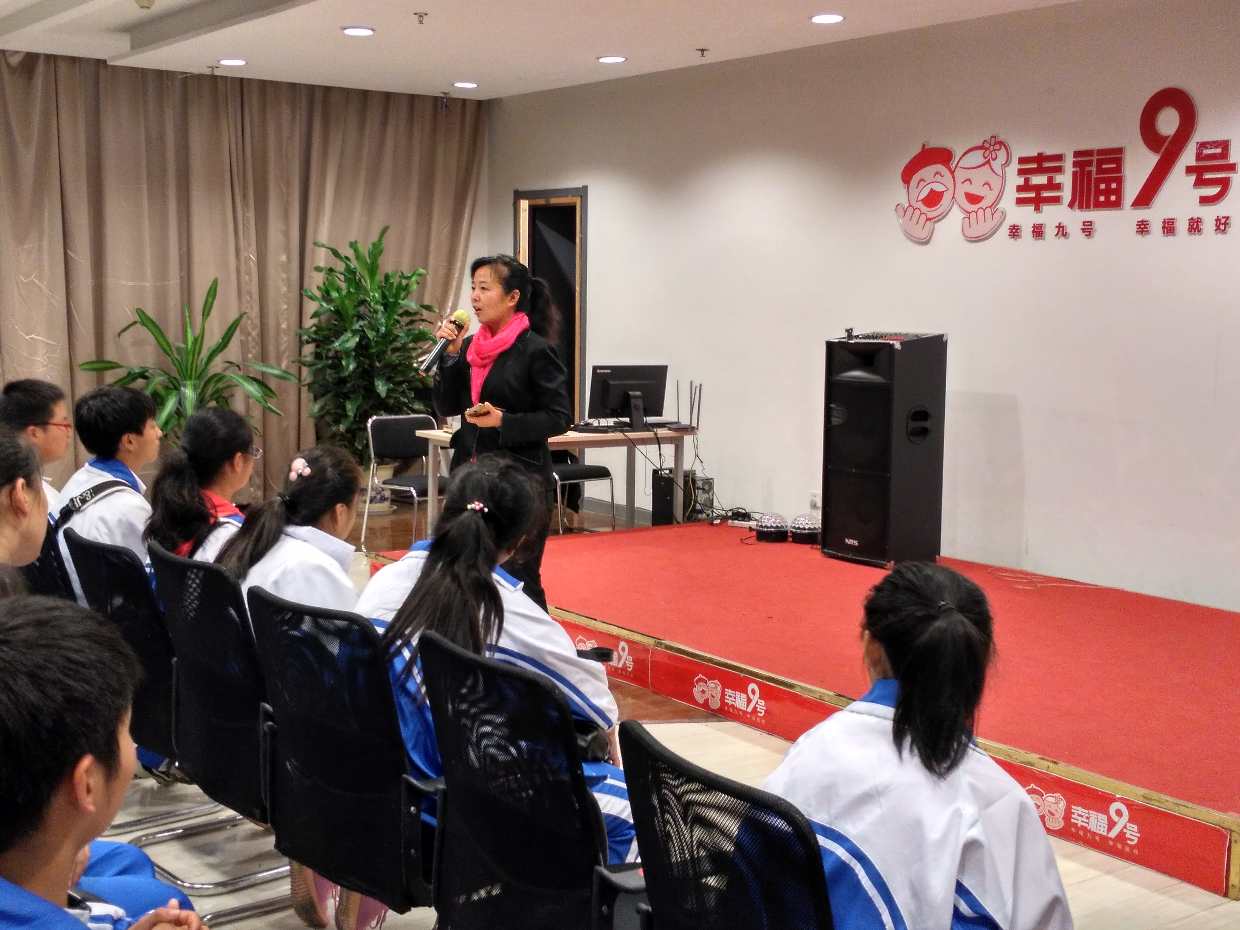 日出水了啊快点使劲动态图