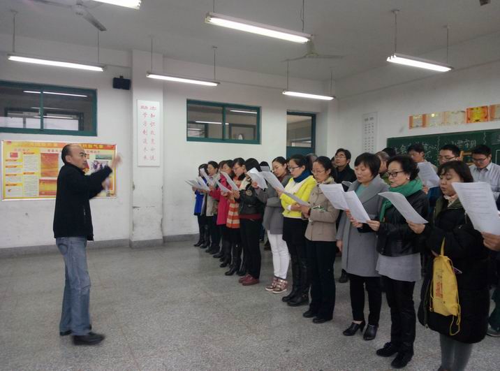 日出水了啊快点使劲动态图