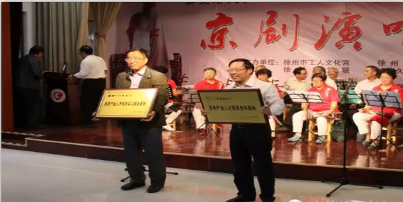 日出水了啊快点使劲动态图