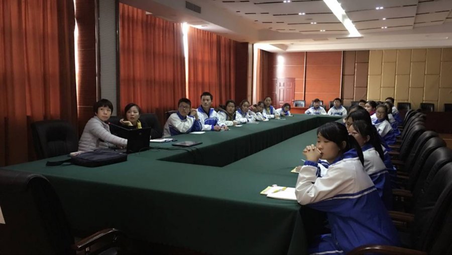 日出水了啊快点使劲动态图