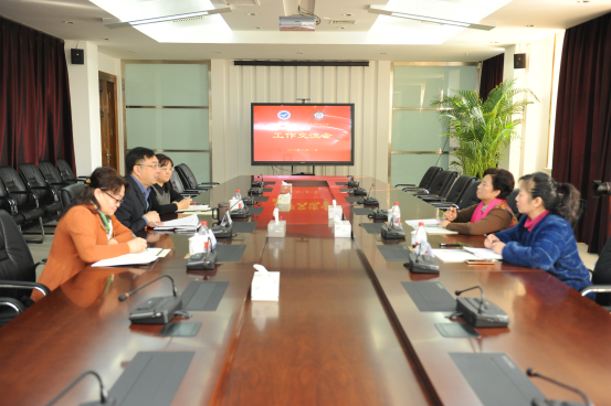 日出水了啊快点使劲动态图