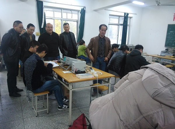 日出水了啊快点使劲动态图