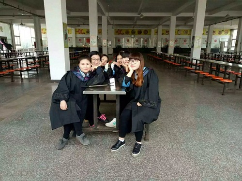 日出水了啊快点使劲动态图