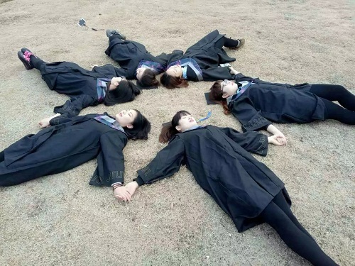 日出水了啊快点使劲动态图