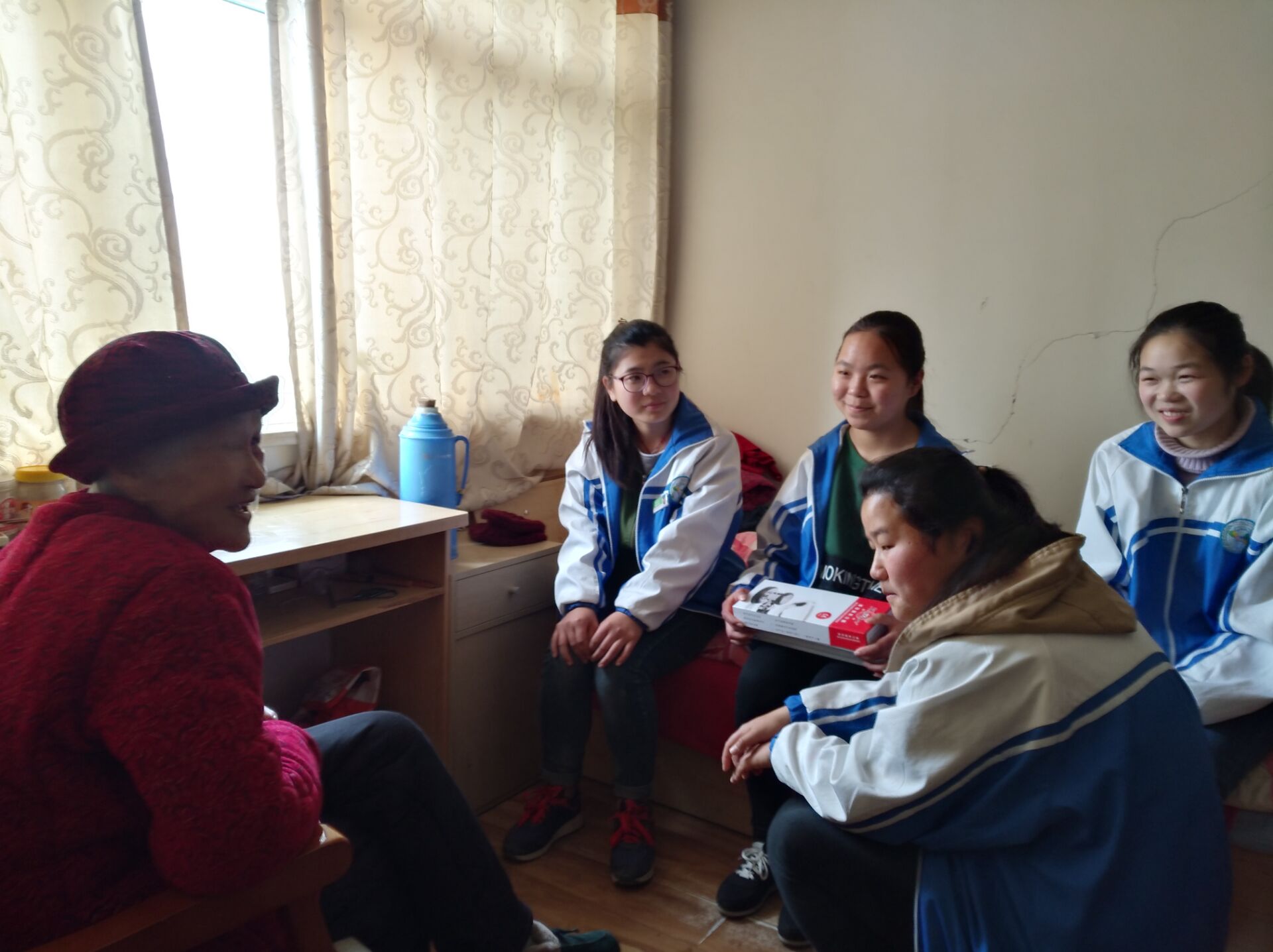 日出水了啊快点使劲动态图