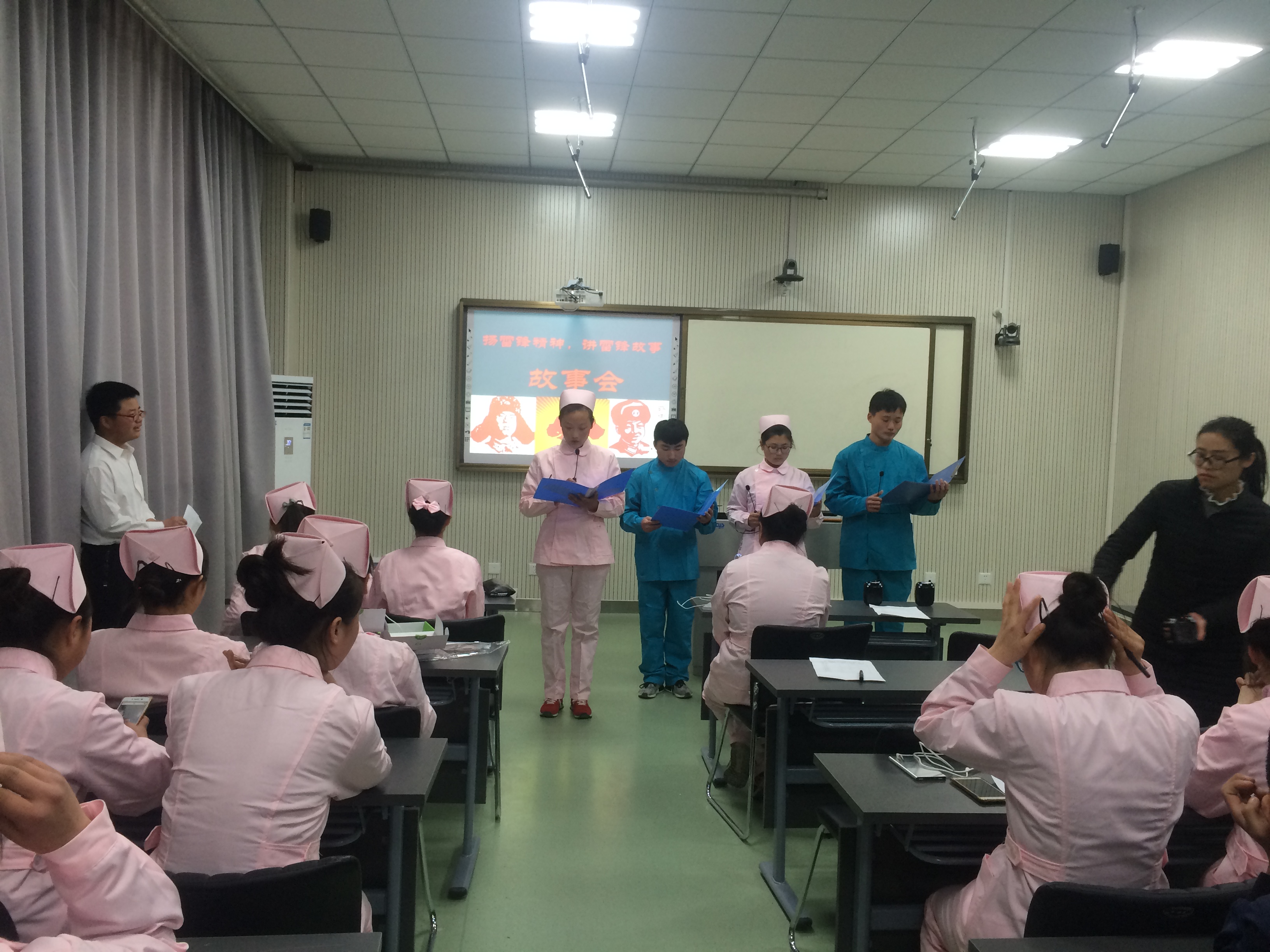 日出水了啊快点使劲动态图