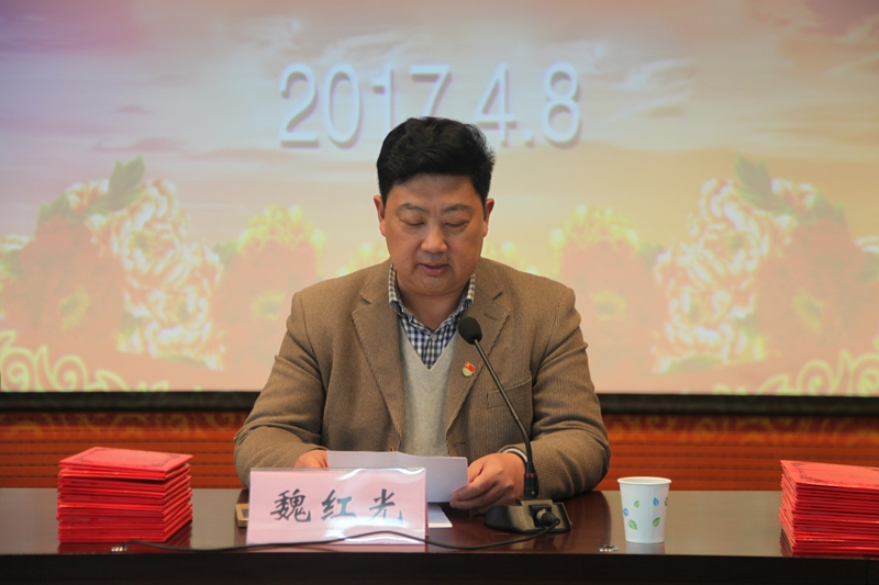 日出水了啊快点使劲动态图