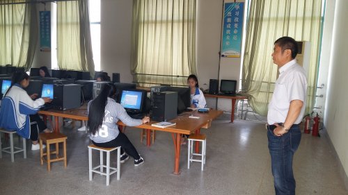 日出水了啊快点使劲动态图