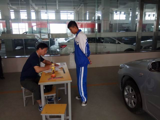 日出水了啊快点使劲动态图