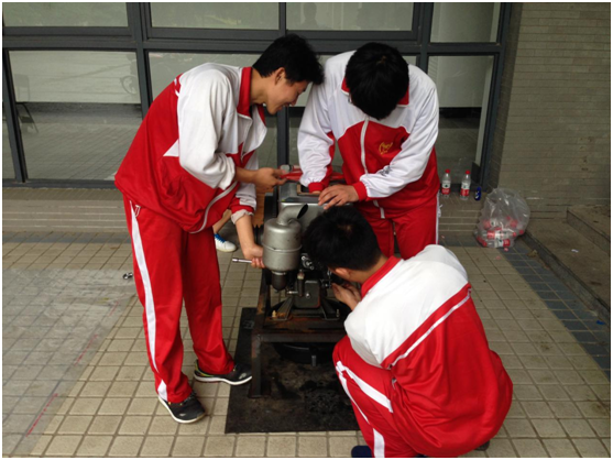 日出水了啊快点使劲动态图