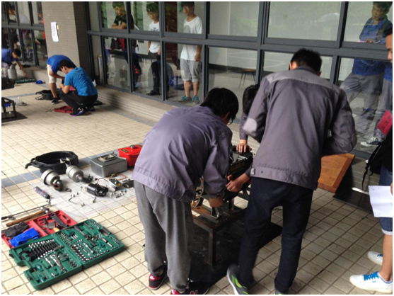 日出水了啊快点使劲动态图