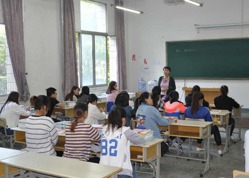 日出水了啊快点使劲动态图