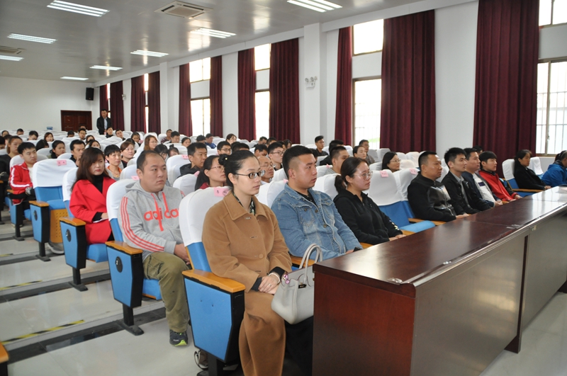 日出水了啊快点使劲动态图