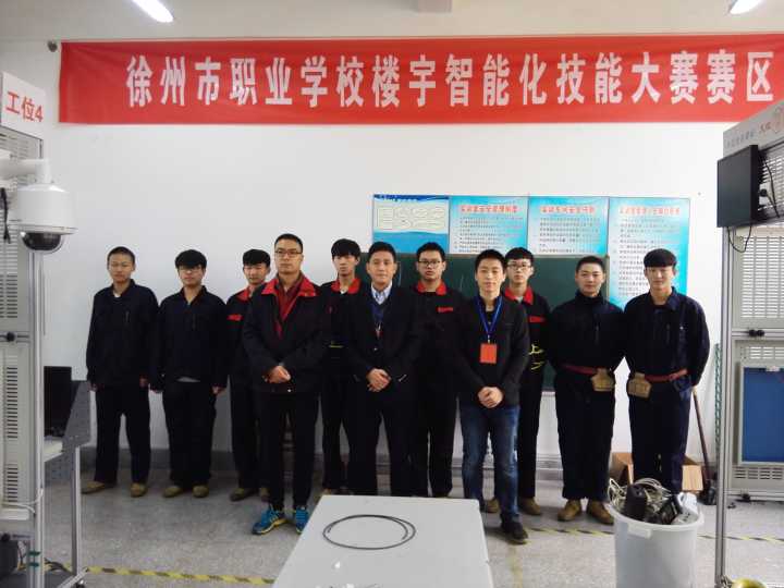 日出水了啊快点使劲动态图