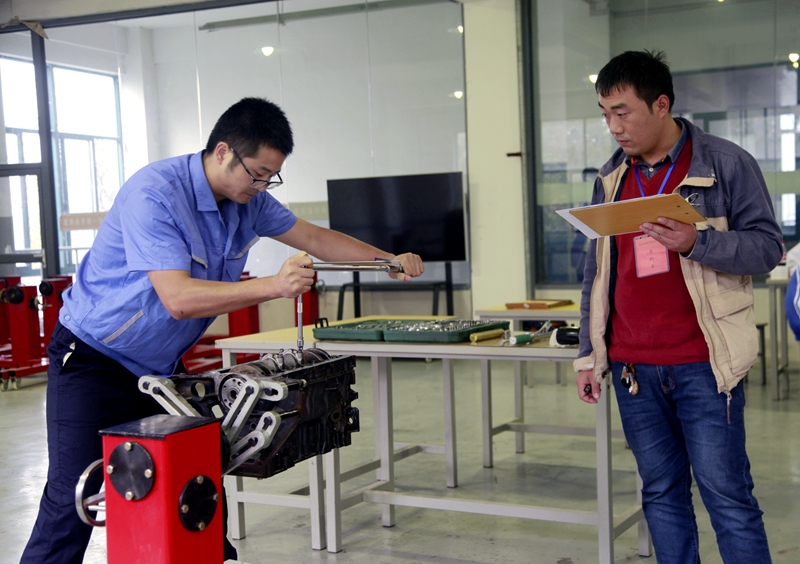 日出水了啊快点使劲动态图