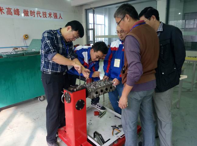 日出水了啊快点使劲动态图