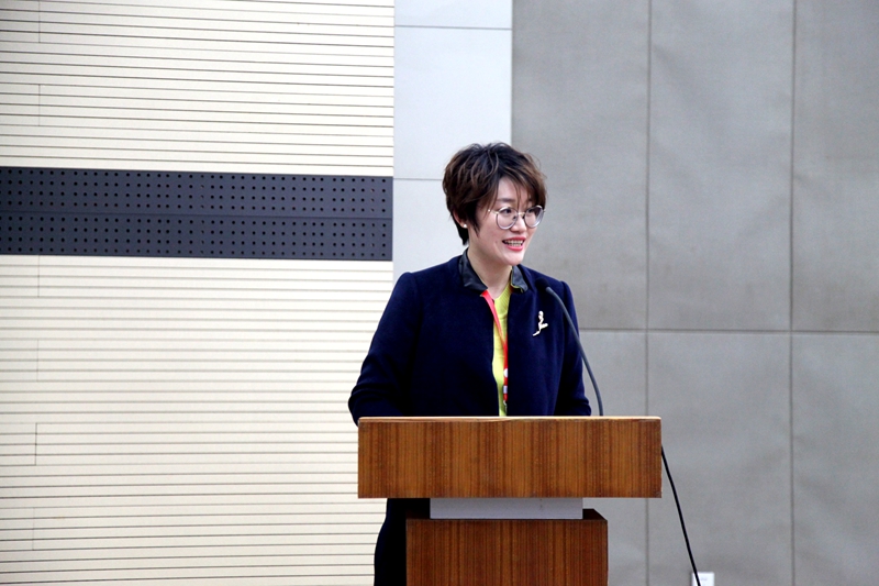 日出水了啊快点使劲动态图