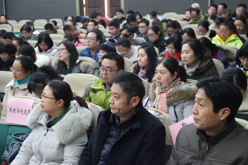 日出水了啊快点使劲动态图